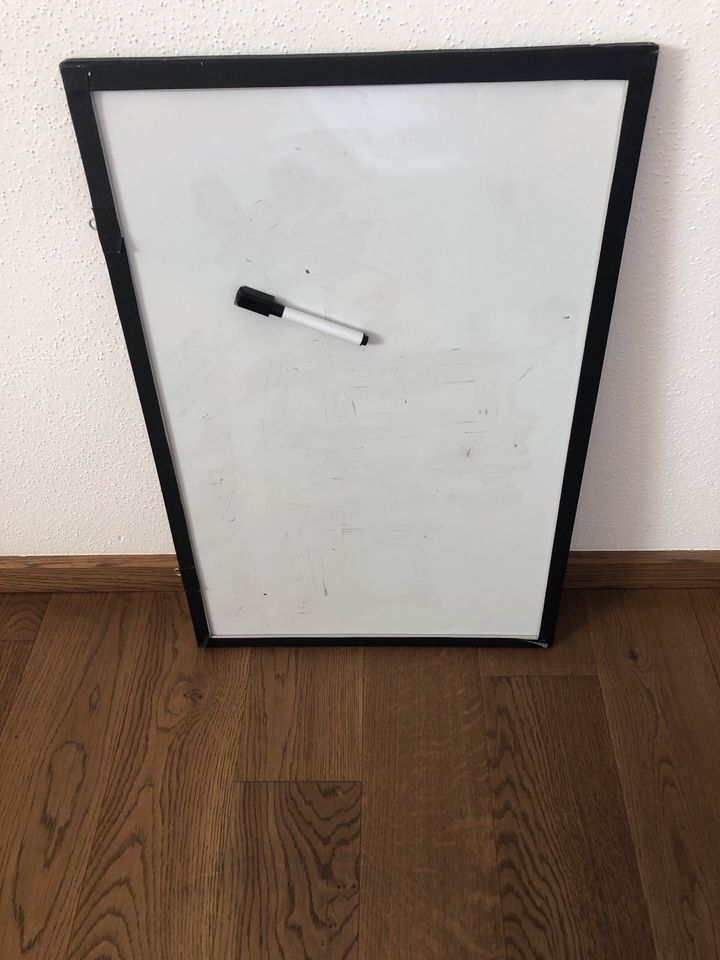 Whiteboard mit Stift Grösse 60x40cm in Rosenheim
