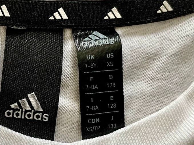 Adidas Shirt Größe 128 in Schwansee