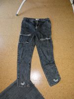 Neuwertige graue Mom Jeans Größe 40 für 10 Euro Nordrhein-Westfalen - Harsewinkel Vorschau