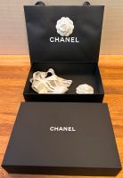 Chanel Box 26,5 x 18 x 10 cm mit Bag, Band und Kamelie Dresden - Blasewitz Vorschau