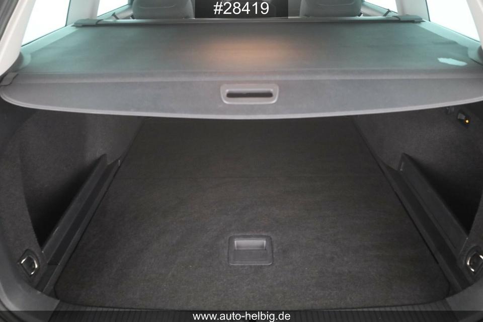 Volkswagen Passat Variant 2.0 TDI Business #DSG#AHK#LED#ACC in Donnersdorf