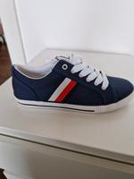 Neue Schuhe Hessen - Lollar Vorschau