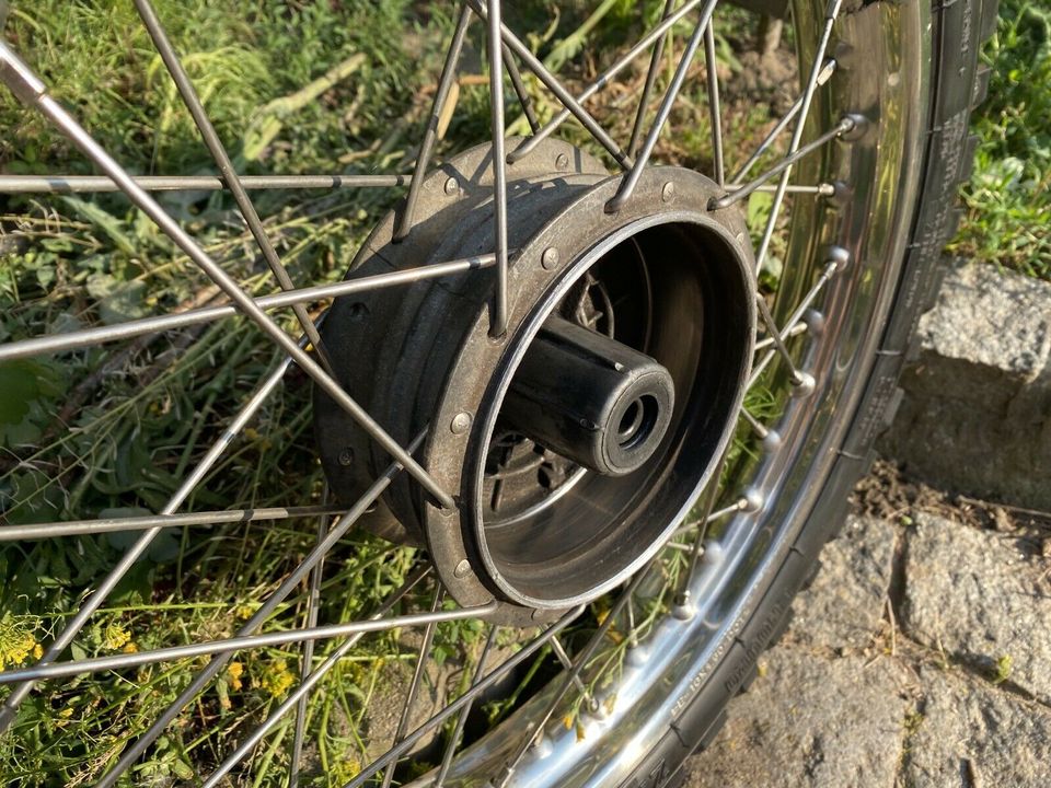 Simson Edelstahl Felge Reifen Rad Heidenau K42 Enduro Komplettrad in Dresden