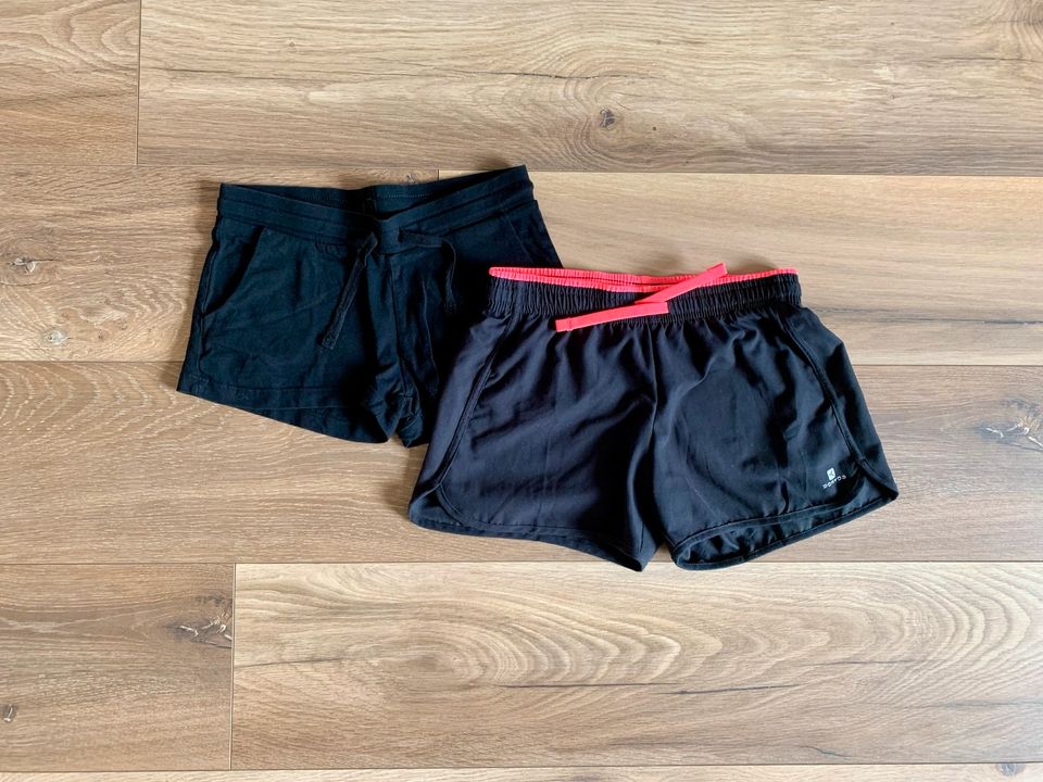 Sporthosen / Shorts Gr. 152 Domyos & H&M in Drebber