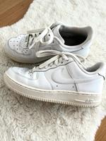 Weiße Nike Sneaker Größe 38,5 Brandenburg - Werder (Havel) Vorschau