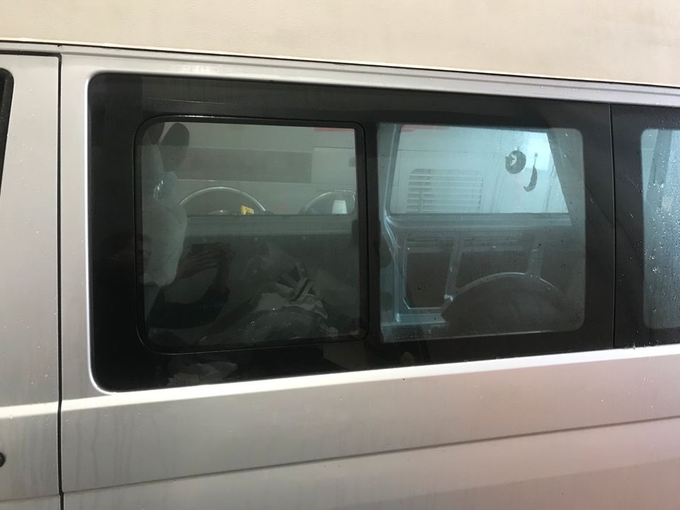 VW T5/T6 Schiebefenster Moskitoschutz in Rosendahl