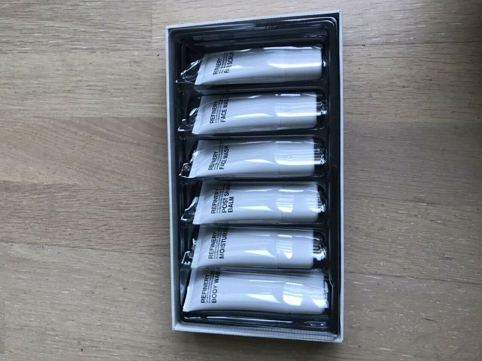 Pflegeset, Geschenkset von „The Refinery“ aus London, neu, 6 Prod in Stuttgart