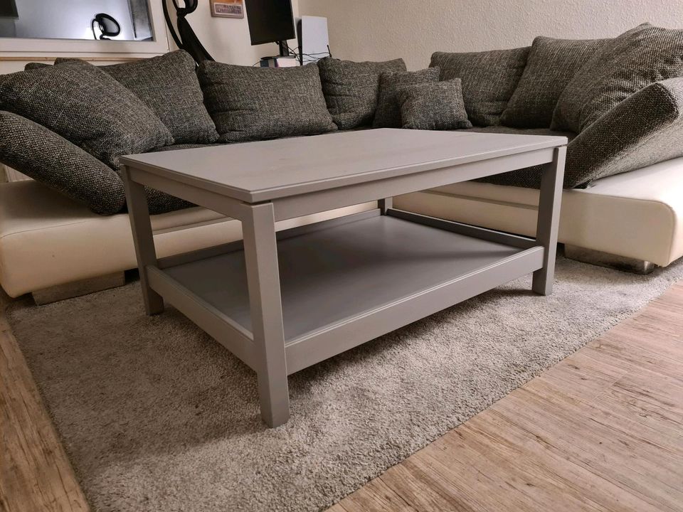 IKEA Massivholz Kiefer Couchtisch grau Wohnzimmer Möbel Havsta in Essen