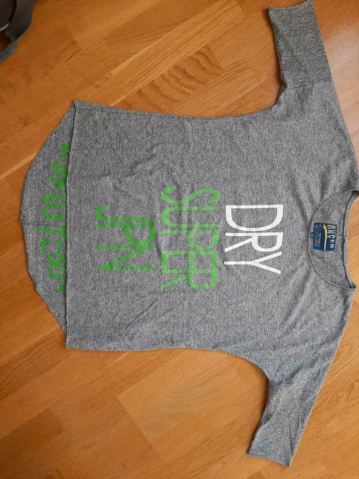 Superdry, Shirt Damen S, grau mit grün weißer Schrift in München