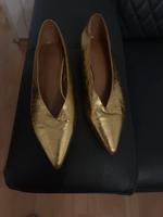 H&m Schuhe Gold schön Frankfurt am Main - Oberrad Vorschau