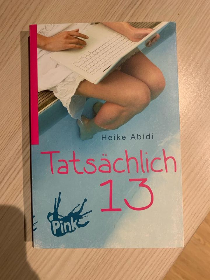 Buch "Tatsächlich 13" in Münsterdorf 