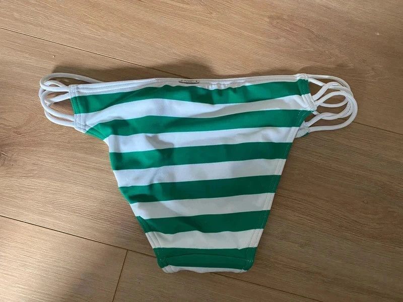 Abercrombie&Fitch Bikinihose Größe XS Neu in Ampfing