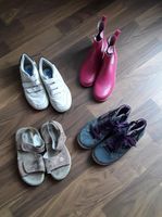 4 Paar Mädchen Schuhe, Sandalen, Gummistiefel, Boots gr 32 Bama Sachsen-Anhalt - Hettstedt Vorschau