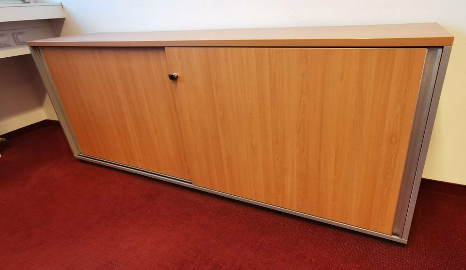 POSTEN BÜROMÖBEL elekt. Schreibtisch STEHTISCH Aktenschrank BÜRO in Berlin