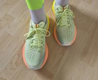 Asics Novablast 4 Paris Running Lauf Schuhe Hessen - Hilders Vorschau