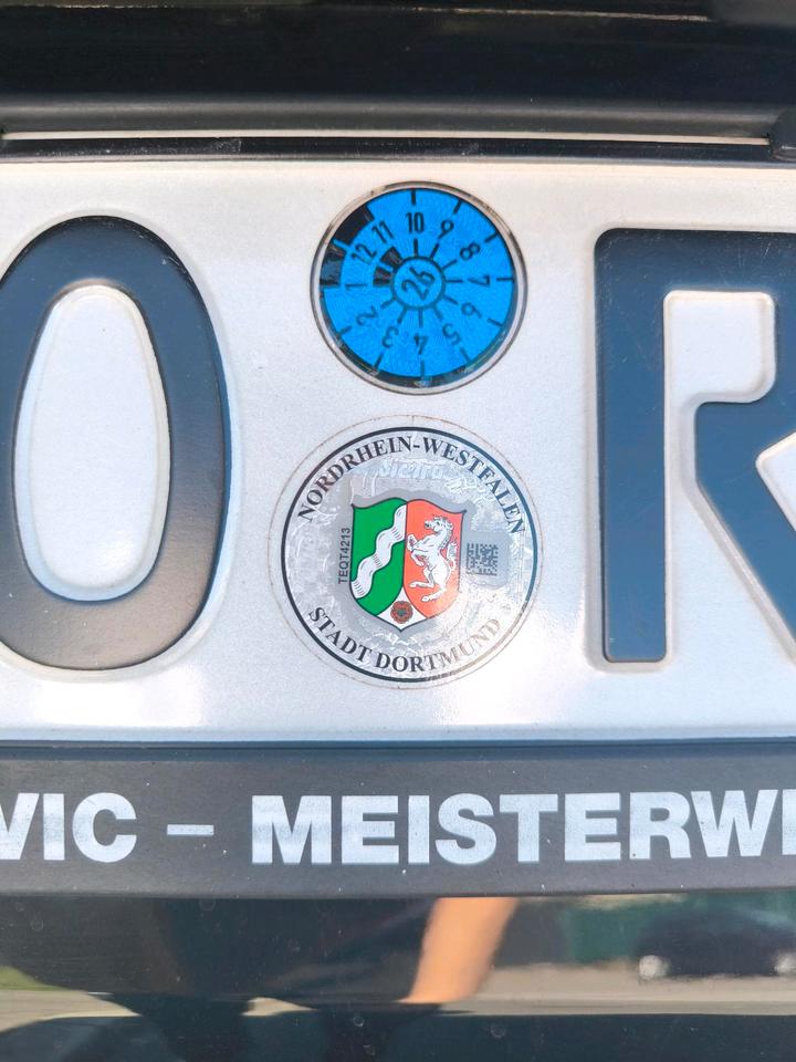 Peugeot 2008 Baujahr 2018 Top Zustand Scheckheft gepflegt in Dortmund