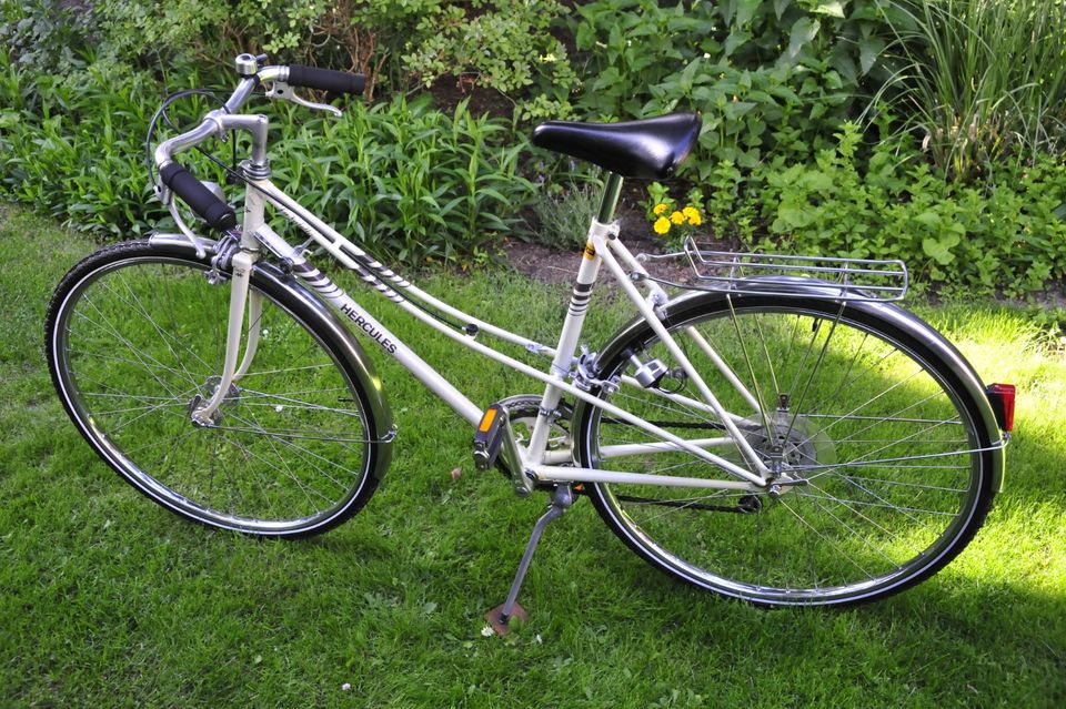 Herkules La Valetta, "Vintage" Damen City-Bike in Rüsselsheim