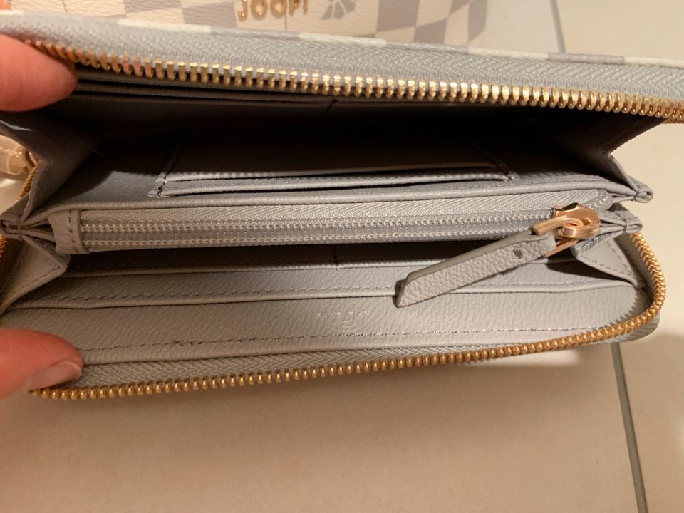 Joop Handtasche NEU inklusive Portemonnaie in Schalksmühle