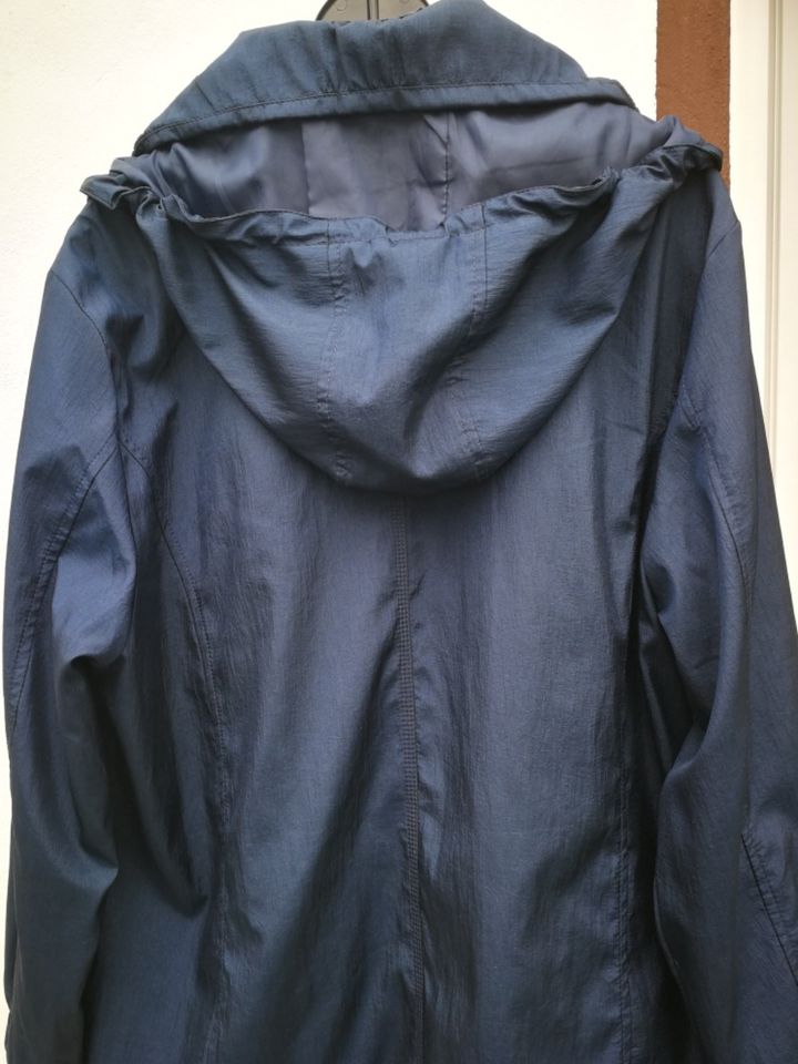 Damen-Jacke Regenjacke Gr. 48, dunkelblau, wie neu in Iserlohn