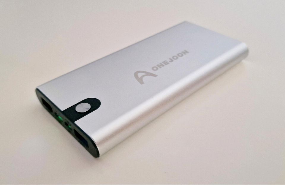 Powerbank 2x USB 10000 mAh USB-C Micro USB Akku Power Bank in Baunatal