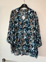 Damen Bluse Shirt Top 3/4 Arm V-Ausschnitt mehrfarbig Gr. 56/58 Sachsen-Anhalt - Elsteraue Vorschau