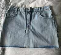 Pull & Bear Jeansrock Minirock M L Gr. 40 hellblau Rheinland-Pfalz - Niederfischbach Vorschau