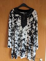Pullover / Shirt  Damen Gr. 50 schwarz/weiss Bayern - Poing Vorschau