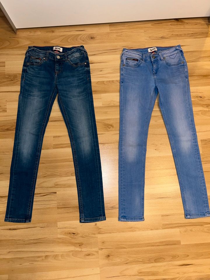 Hilfiger s.Oliver Mädchen Jeanshosen Jeans Hosen Gr.140 in Etzbach