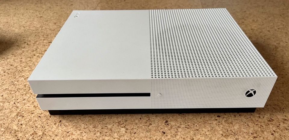 Xbox One S in Deggendorf