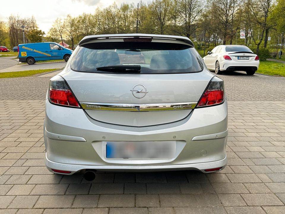 Opel Astra H GTC 2.0 Turbo OPC | Sperrdiff. | dBilas in Wenden