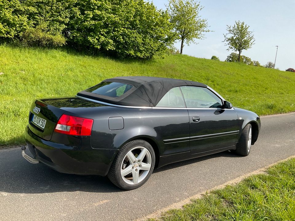 Audi A4 Cabrio 2,5 L TDI Anhägerkpl. ,Schaltwippen/tasten, Xenol. in Nienberge