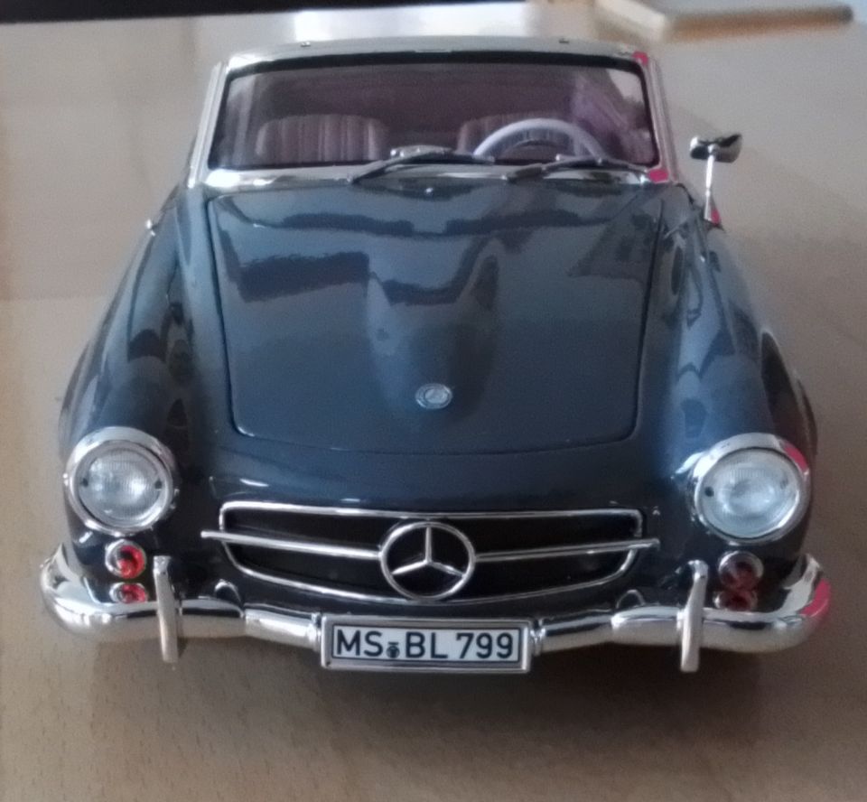 Mercedes-Benz 190 SL W121 Roadster 1:18 Norev mausgrau in Babenhausen