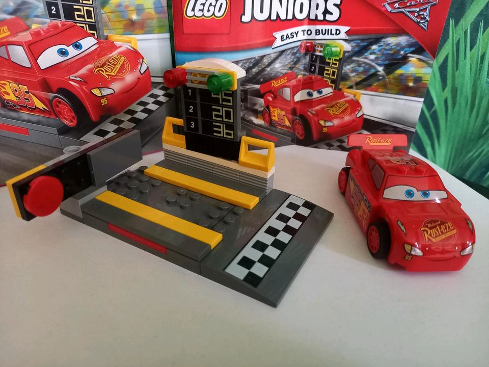 Lego Juniors Lightning McQueens Beschleunigungsrampe 10730 in Hornburg