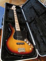 SQUIER Jazz Bass 70s Edition, Duncan Designed PUs, +ABS-Koffer Niedersachsen - Holtland Vorschau