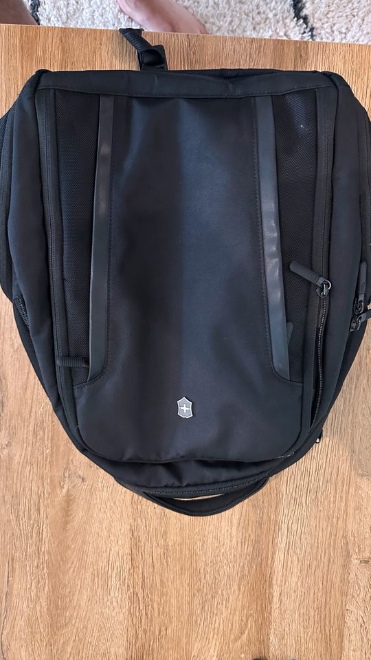 Victorinox ALTMONT PROFESSIONAL ESSENTIALS LAPTOP BACKPACK in Berlin