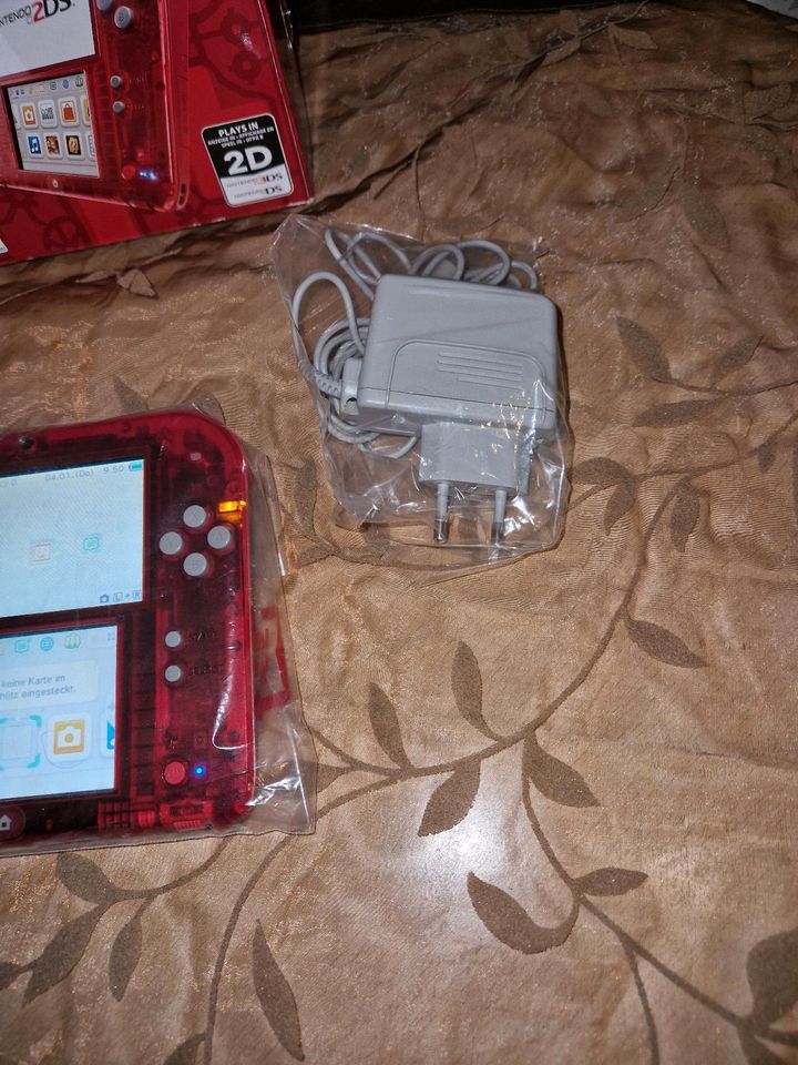 2 DS TRANSPARENT ROT OVP ANLEITUNG NETZTEIL CRYSTAL RED in Berlin