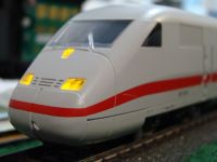 Märklin H0 ICE 4-teilig DIGITAL mit Hochleistungsantrieb u. SOUND Nordrhein-Westfalen - Willich Vorschau