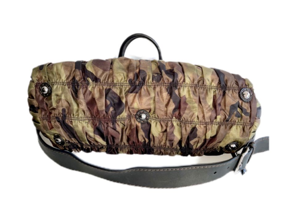 Prada Shopping Bag Tessuto Tasche Camouflage in Simmozheim