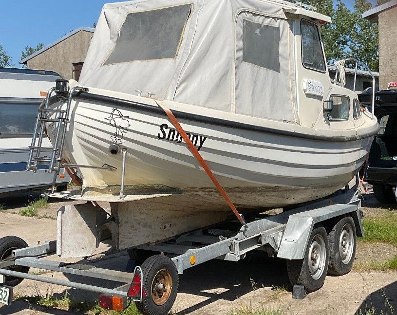 Kajütboot MB/Gleiter Poca Snoopy 1986 50PS/VW inclusive Trailer in Röbel