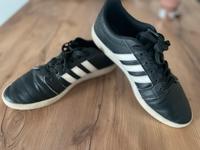 Adidas Sneaker Turnschuhe Gr. 40 2/3 s/w Hessen - Trendelburg Vorschau