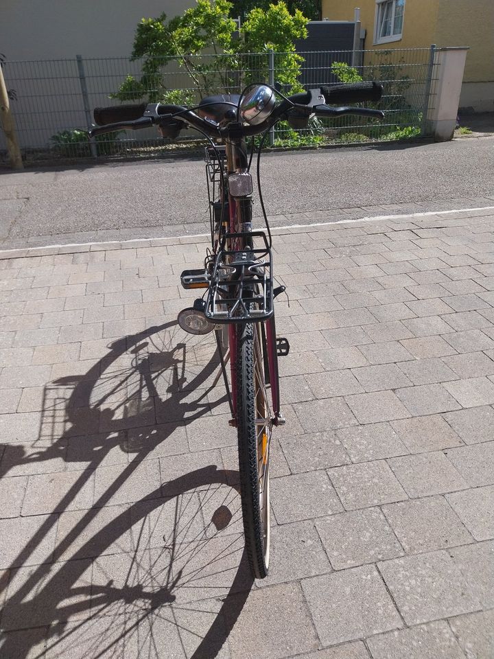 Trekkingfahrrad  28Zoll in Landshut