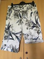 kurze Hose von Tredy in Gr.2 Nordrhein-Westfalen - Neuss Vorschau