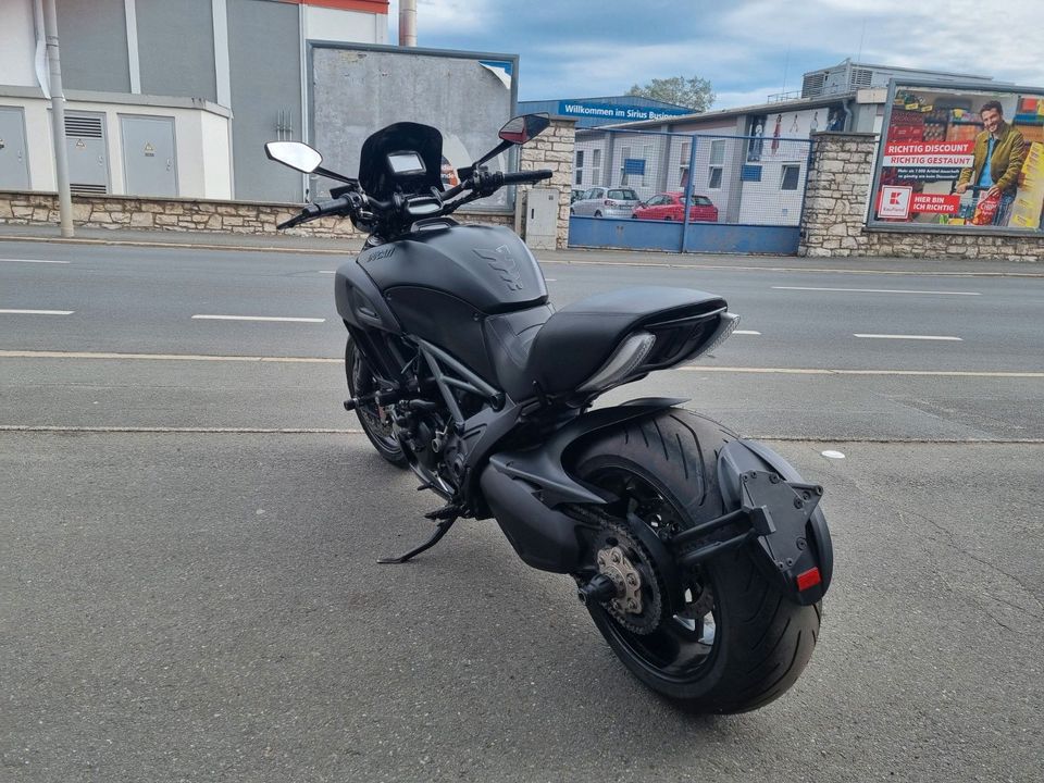 Ducati Diavel Carbon in Bayreuth