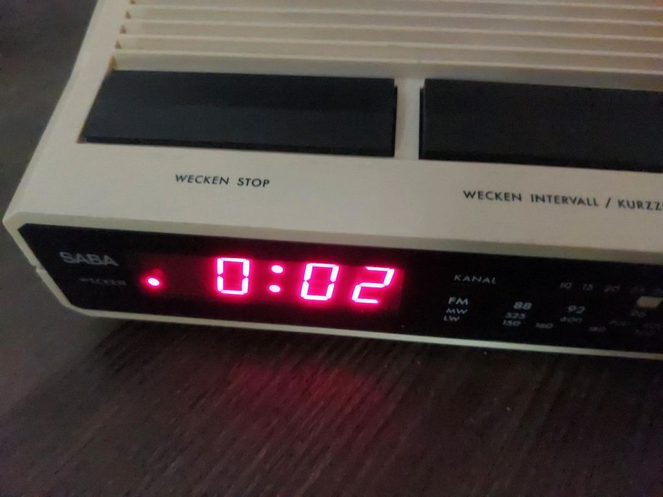 Vintage SABA Digital RADIO CLOCK E Wecker/Radio 80er Jahre Retro in Aachen