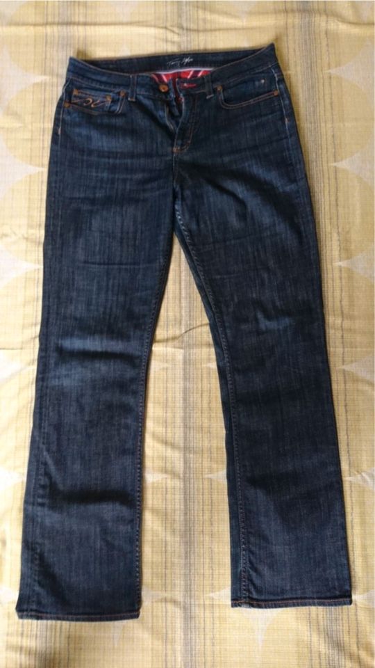 Damen Jeans von Tommy Hilfiger Gr.30/32 ,in blau in Hückelhoven