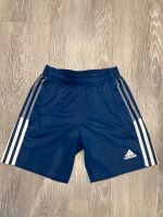 Adidas Sporthose, Größe 152 Nordrhein-Westfalen - Remscheid Vorschau