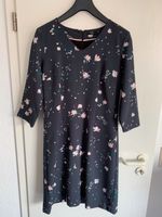 Kleid Etuikleid Zero Gr. 38 grau / anthrazit / rosé Top Zustand! Nordrhein-Westfalen - Hückelhoven Vorschau