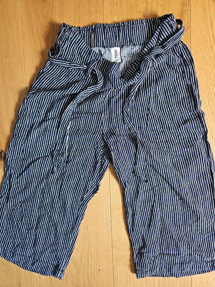 Yigga Sommer 3/4 Hose 134 /140 in München