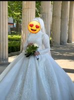 Brautkleid mit schleppe zu verkaufen von Asense Berlin - Neukölln Vorschau