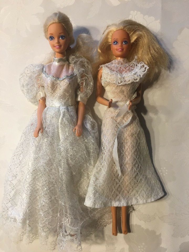 ⭐️ 30 Jahre alte Vintage Barbies +  Ken + Kleidung ⭐️ in Ringgau